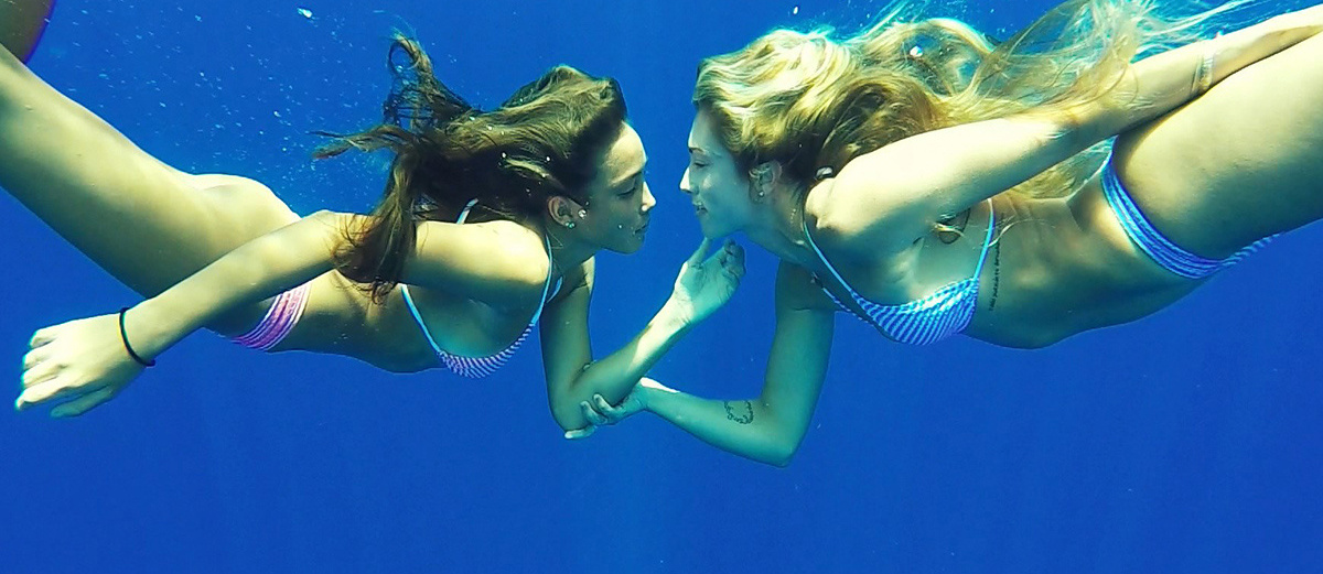 View trailer of DREAMING BIG, TRAVELLING FAR