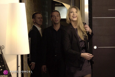 Luxure - épouses obéissantes