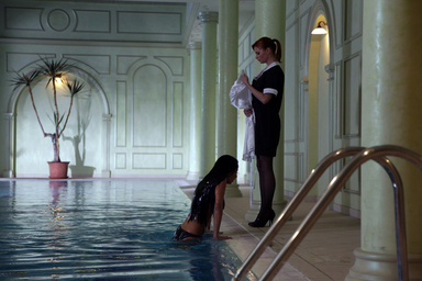 Anissa Kate, la Veuve / La femme à la voilette noire