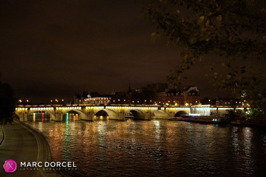 Cléa, die unterwürfige