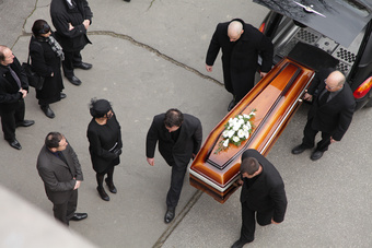 Anissa Kate, the Widow