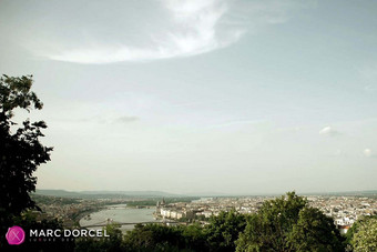 Lucy, die neue sekretärin