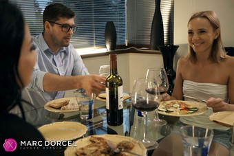 L'initiation de la fille au pair