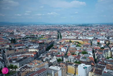 Mariska, chefsekretärin