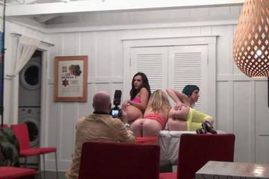 Lou Charmelle : My Fucking life