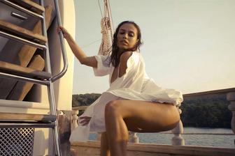 The pink strip kiss vol.5