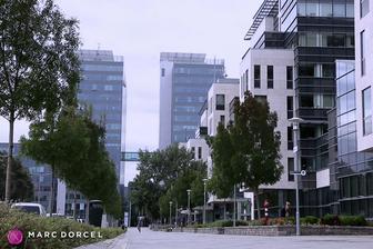 Manon, die neue sekretarin