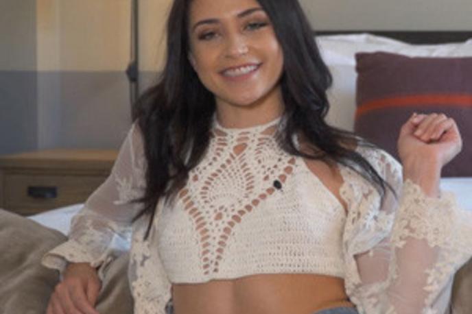 DORCEL STAR – AVI LOVE